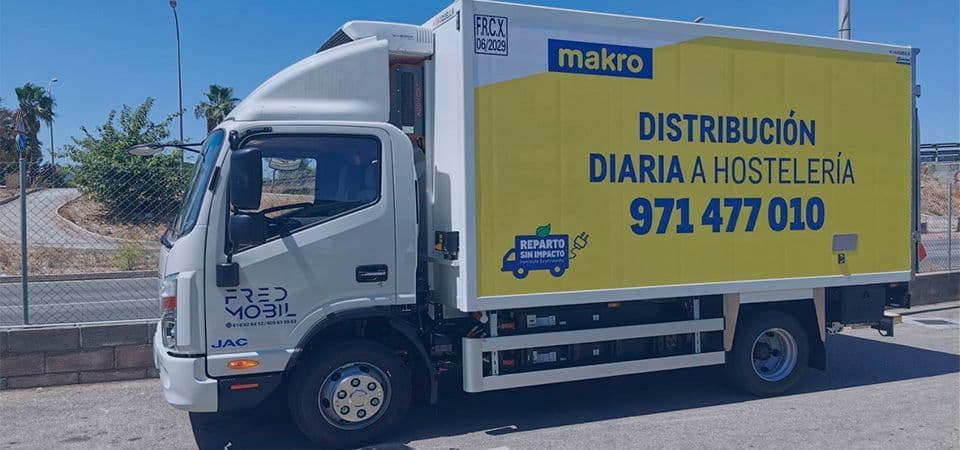 FREDMÒBIL adquiere el primer camión eléctrico de Mallorca